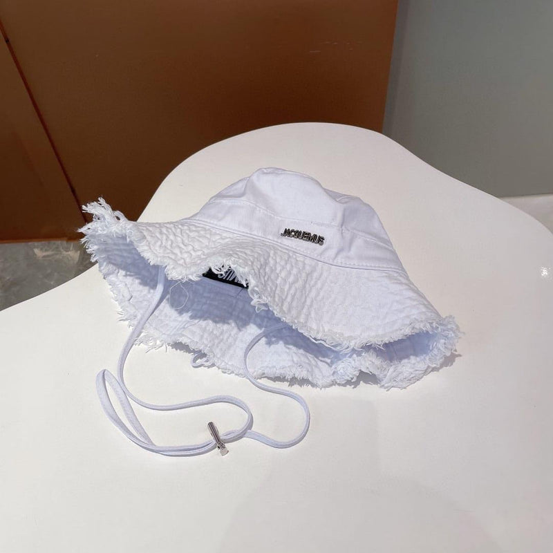 Jacquemus Le Bob Artichaut Large Brim Bucket Hat