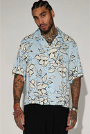 Camisa de botões com tema floral - Azul Claro