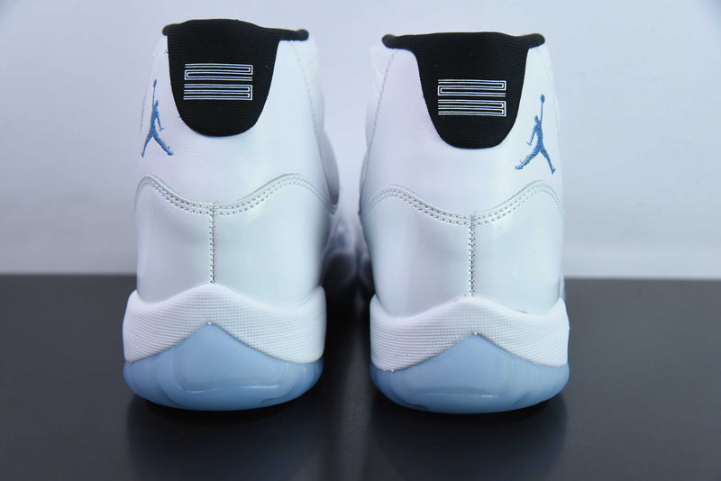 Jordan 11 Retro Legend Blue
