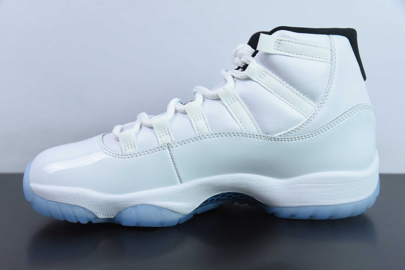 Jordan 11 Retro Legend Blue