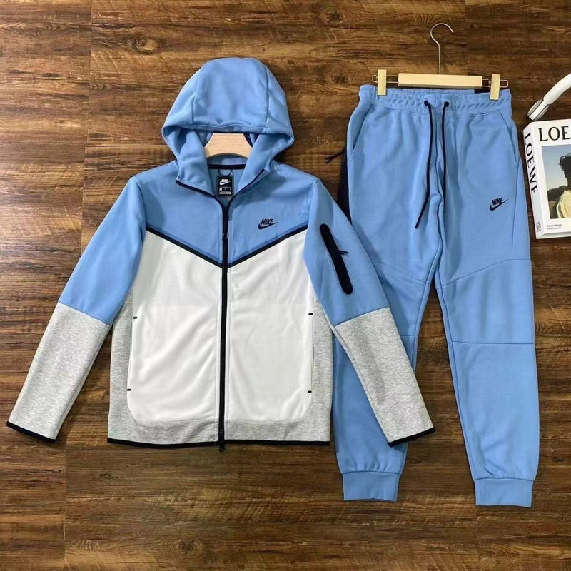 Conjunto Nike Tech Fleece