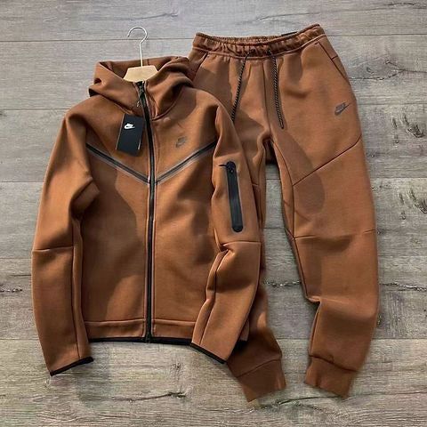 Conjunto Nike Tech Fleece