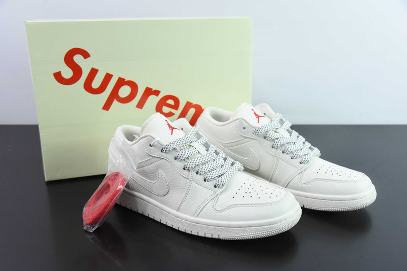 Jordan 1 Low x Supreme