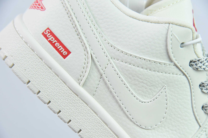 Jordan 1 Low x Supreme