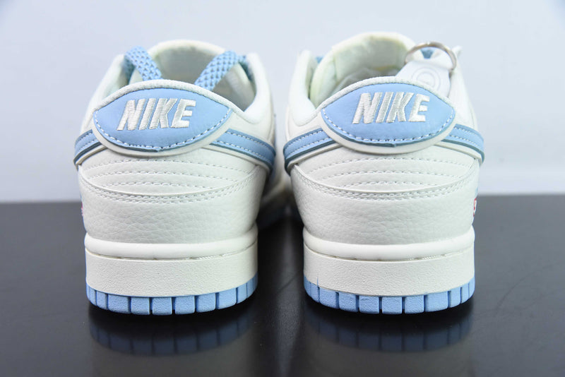 Nike SB Dunk x Supreme