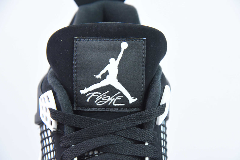 Jordan 4 Retro White Thunder