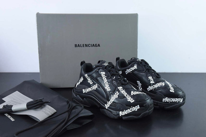 Balenciaga Triple S