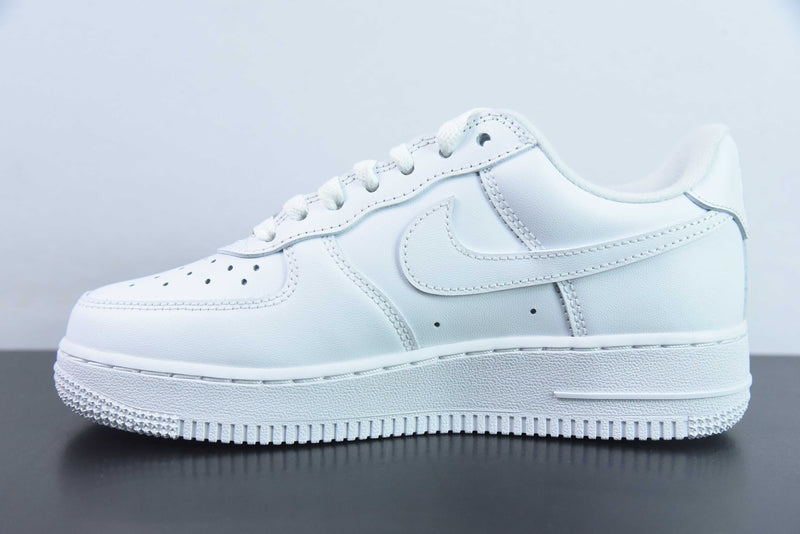 Nike Air Force 1 Low Supreme Branco