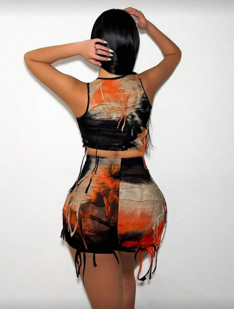 Conjunto Feminino Tie-Dye Slim Fit com Top Crop Rasgado e Saia