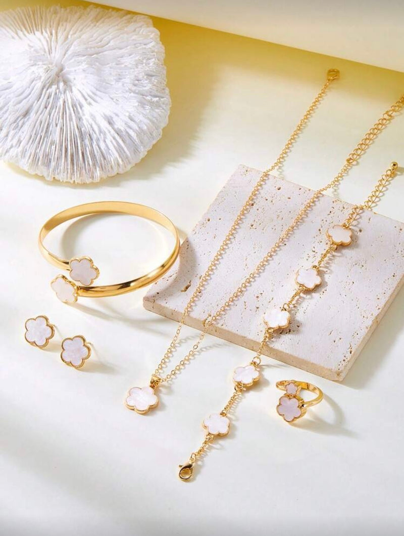 Conjunto de Joias Versáteis de Trevo de Quatro Folhas com 6 Peças, Incluindo Brincos, Colar, Pulseira, Bracelete, Anel