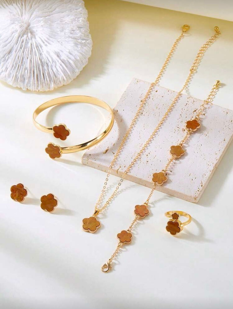 Conjunto de Joias Versáteis de Trevo de Quatro Folhas com 6 Peças, Incluindo Brincos, Colar, Pulseira, Bracelete, Anel