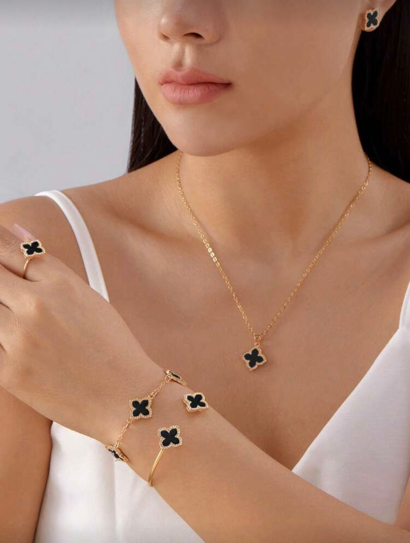 Conjunto de Joias Versáteis de Trevo de Quatro Folhas com 6 Peças, Incluindo Brincos, Colar, Pulseira, Bracelete, Anel