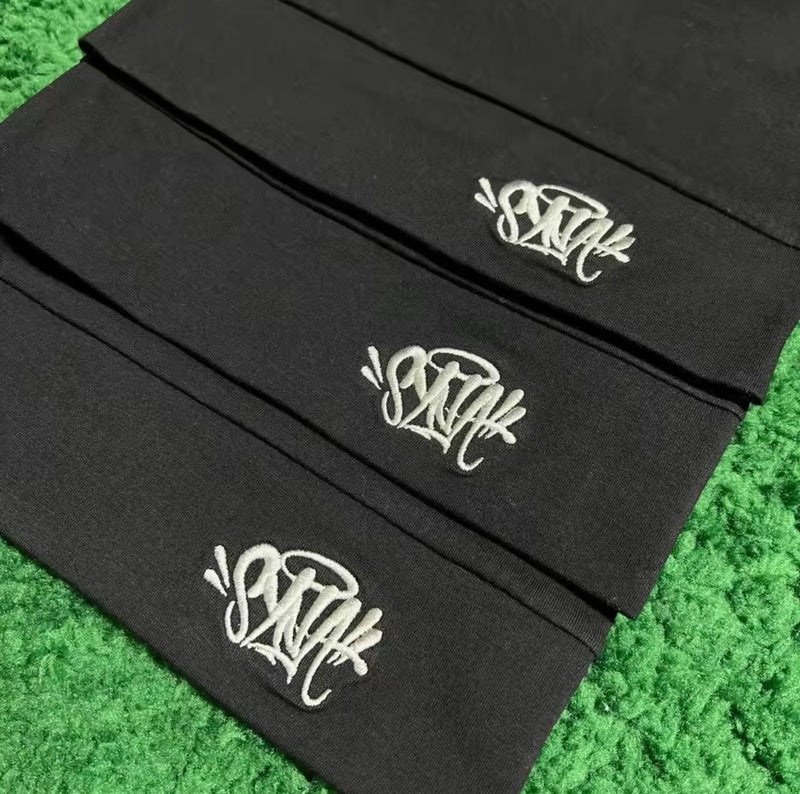 Syna Seamless Hat